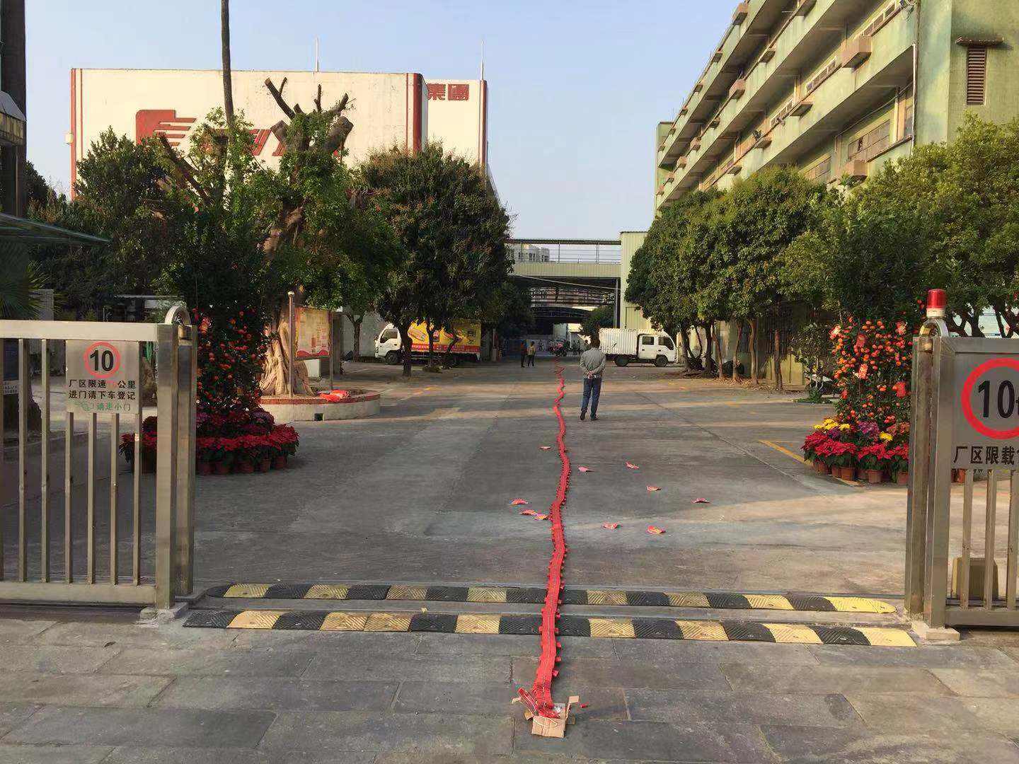 草莓视频免费看污下载厨具